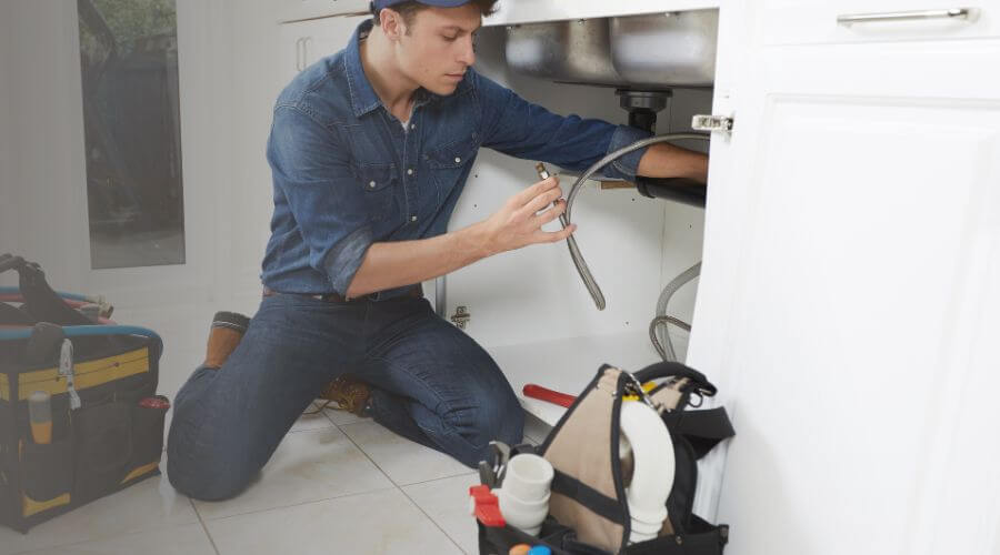 Expert burst pipe repair services in Lockney, TX